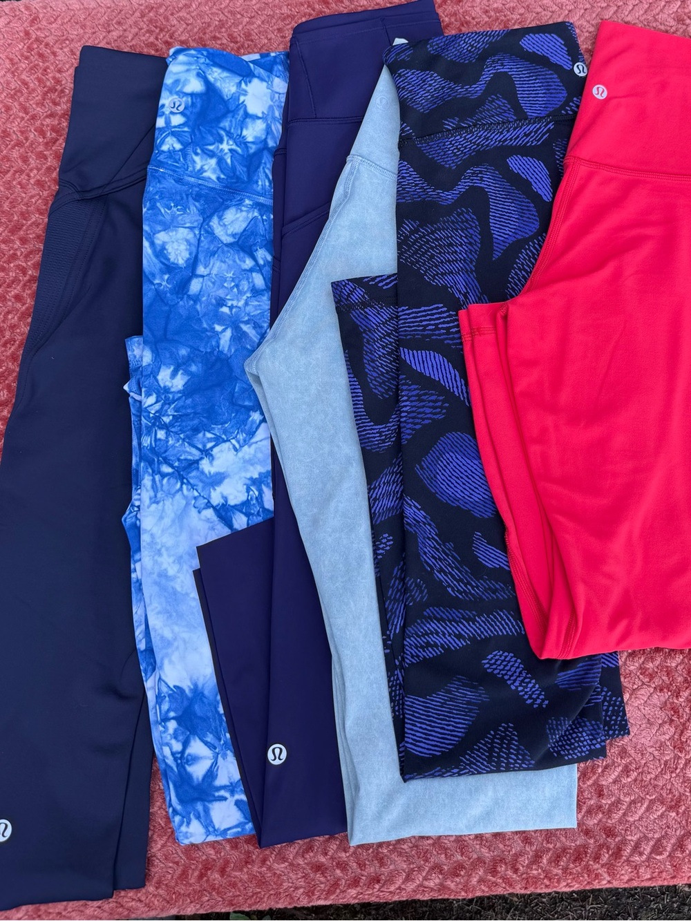 lululemon women’s ankle legging lot of 6 multicolored size 6 measurements below